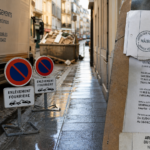 Pose panneaux interdiction de stationner B6a1, arrêté municipal et enlèvement fourrière