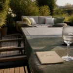 Salon de jardin Jardiland sur terrasse : table extensible et chaises, confort